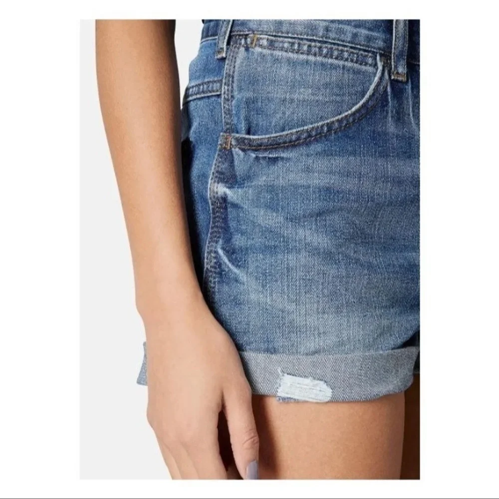 Topshop Moto Rosa Denim highrise distressed shorts Size 4
